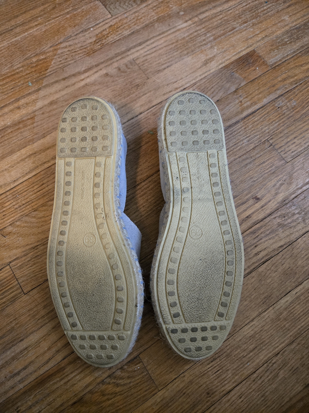 VERBENAS Suede Espadrille Slip-Ons in Light Gray Size 8.5 - Picture 6 of 9